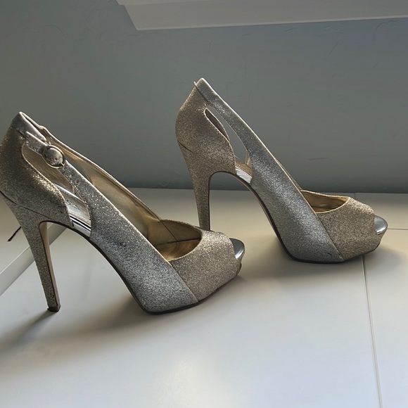 Prom or party shoes . I wore less than three times. - Picture 1 of 7